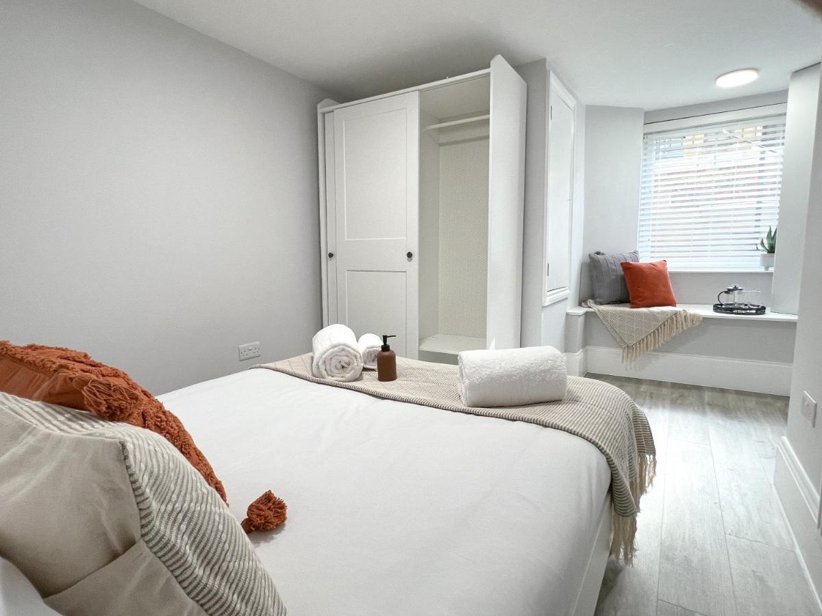 The Bohemian Basement Apartment Maidstone Bagian luar foto