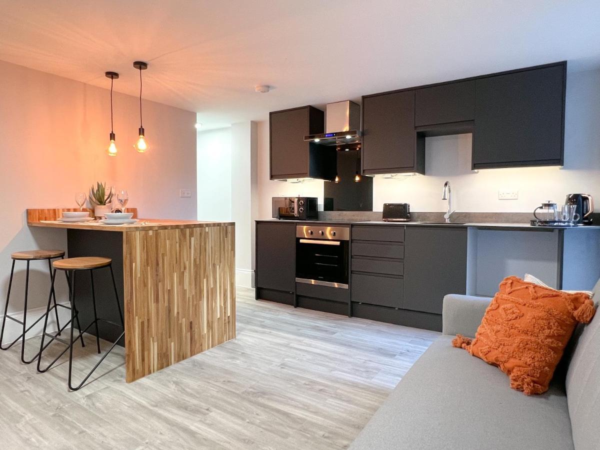 The Bohemian Basement Apartment Maidstone Bagian luar foto