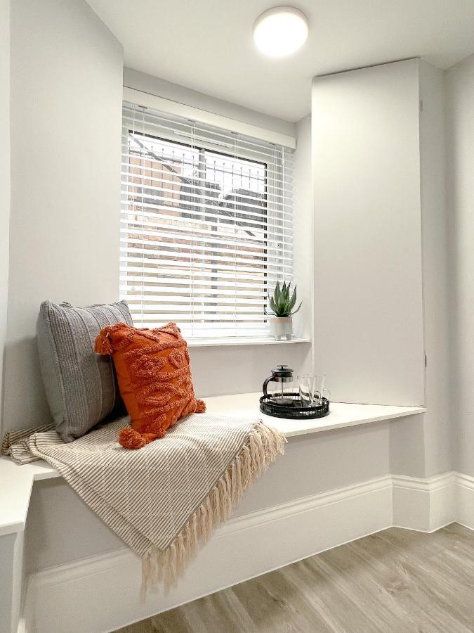 The Bohemian Basement Apartment Maidstone Bagian luar foto