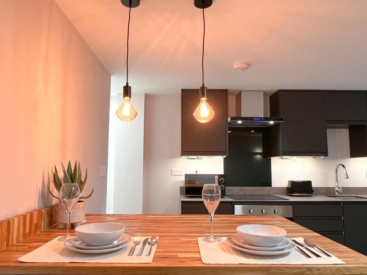 The Bohemian Basement Apartment Maidstone Bagian luar foto